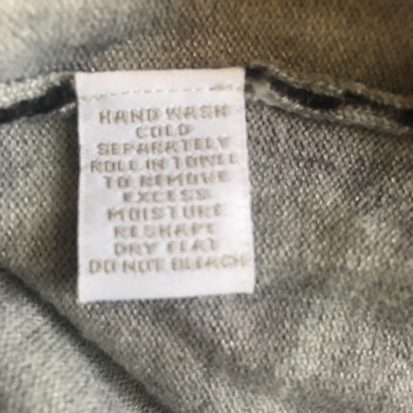 Charter Club Grey Animal Print Sweater Good Weight - Picture 6 of 8